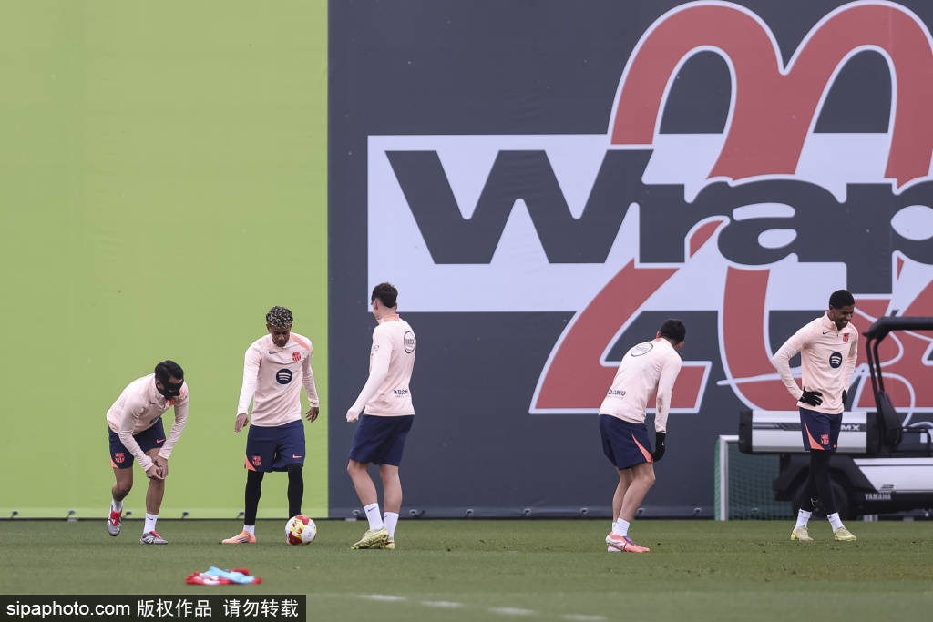 特尔施特根的坚守与挑战：他在巴萨的未来何去何从